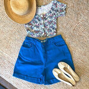 VINTAGE Blue Denim Shorts by Arizona Size M